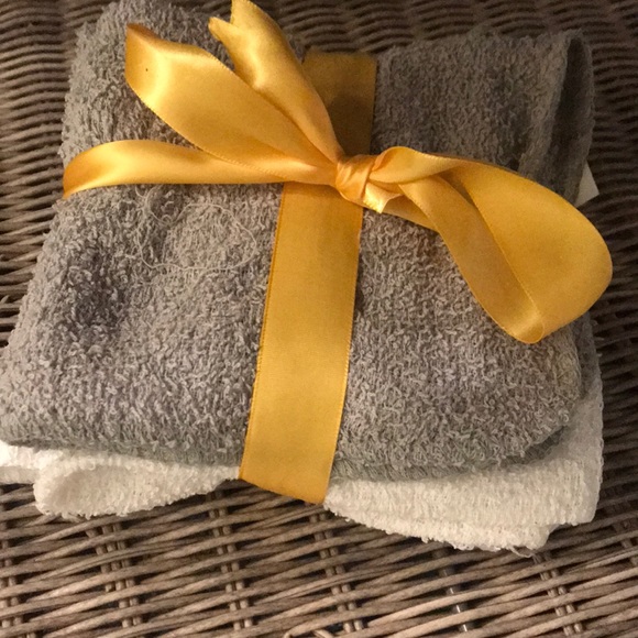 Striped Fabric Shower Curtain & Wash Cloth Set - Picture 3 of 7